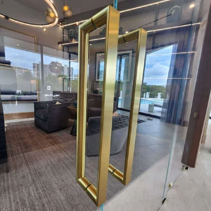 DOOR HANDLE DOOR HANDLE